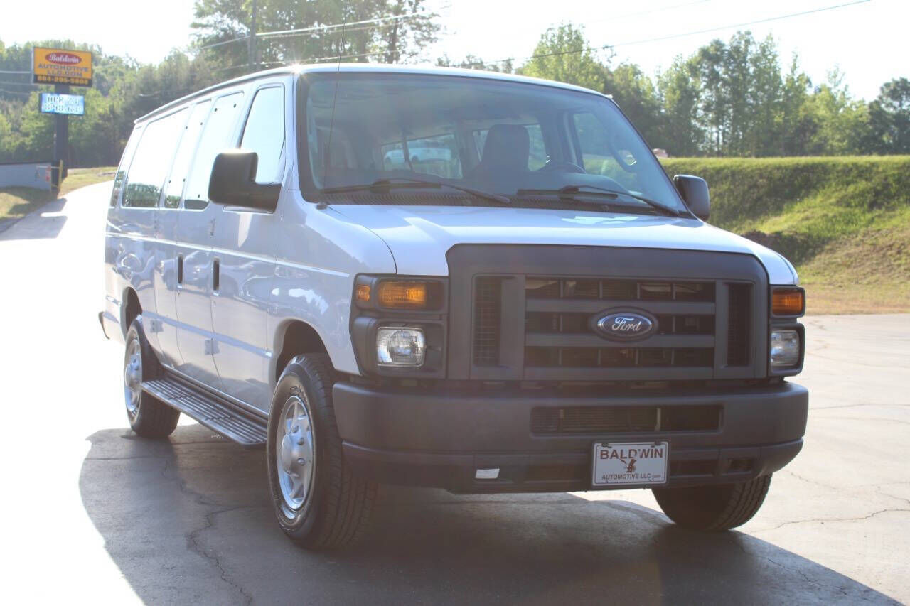 2013 FORD E-350