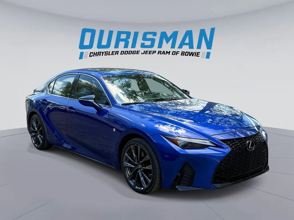 2021 LEXUS IS