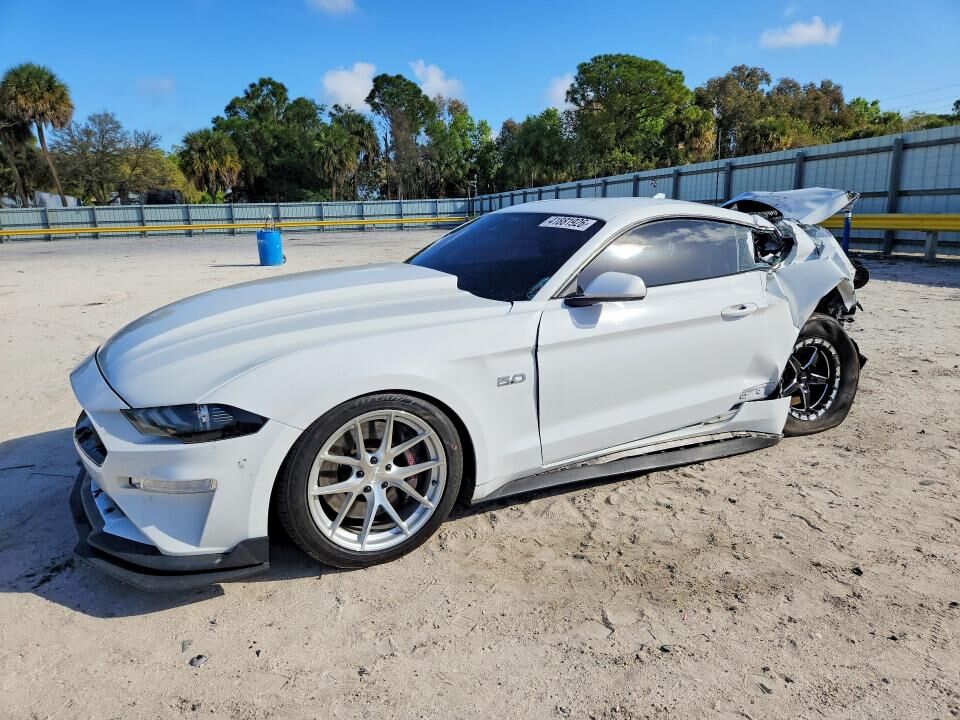 2021 FORD Mustang