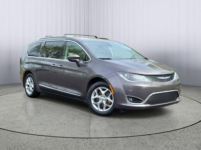 2020 CHRYSLER Pacifica