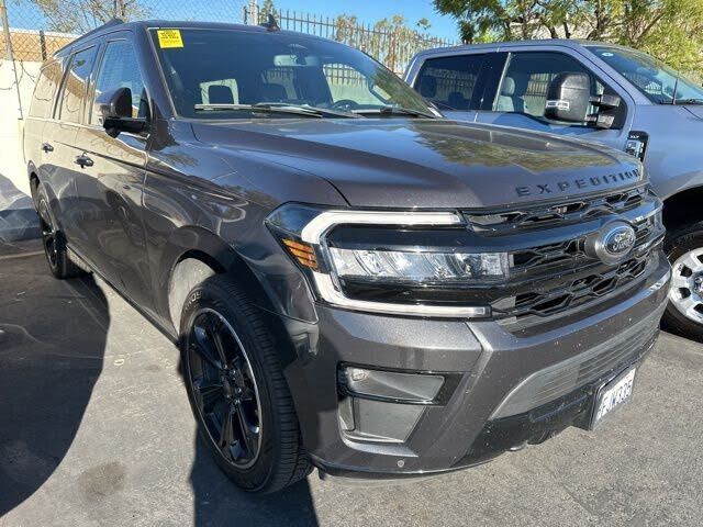 2023 FORD Expedition
