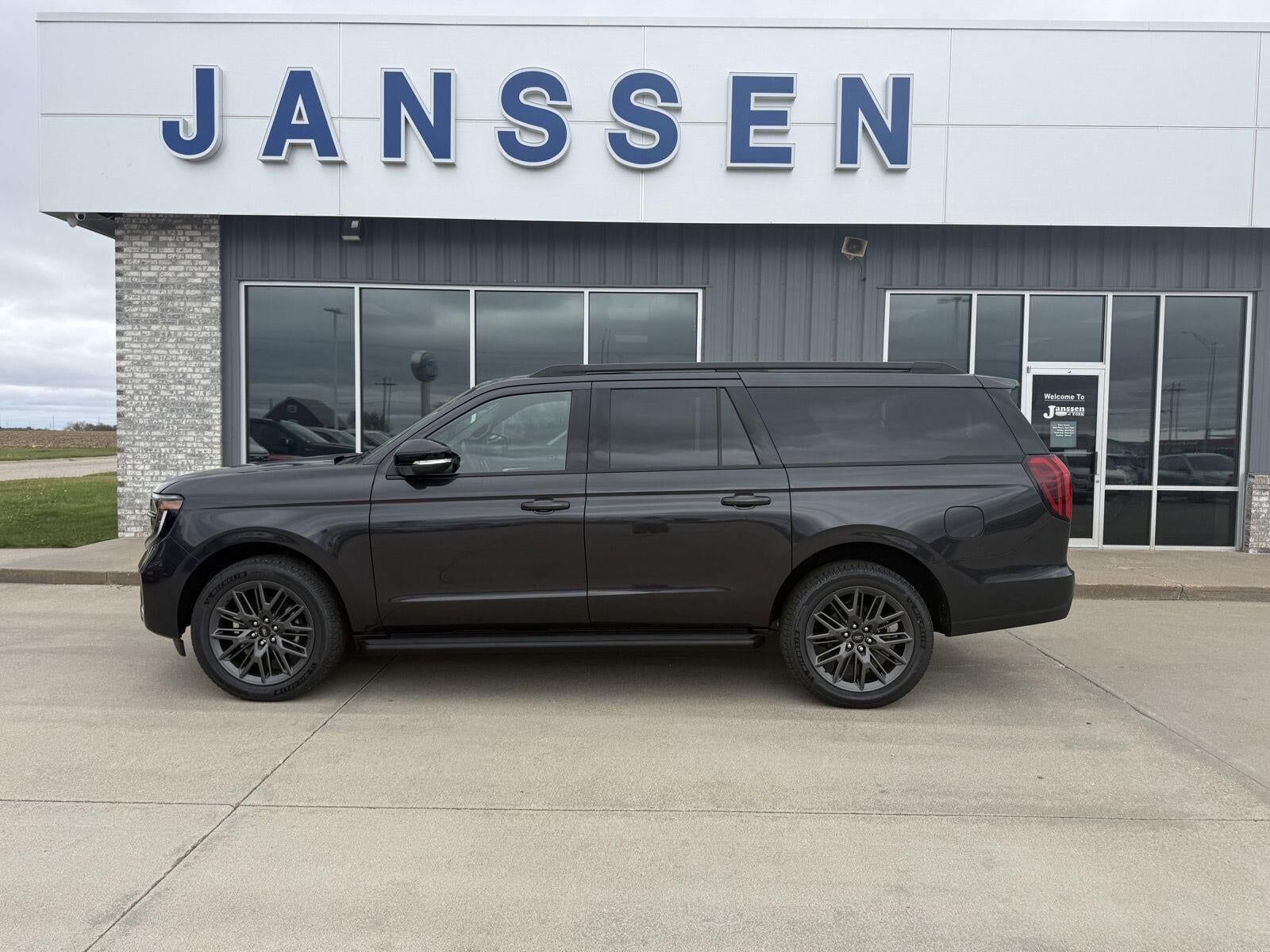 2026 FORD Expedition