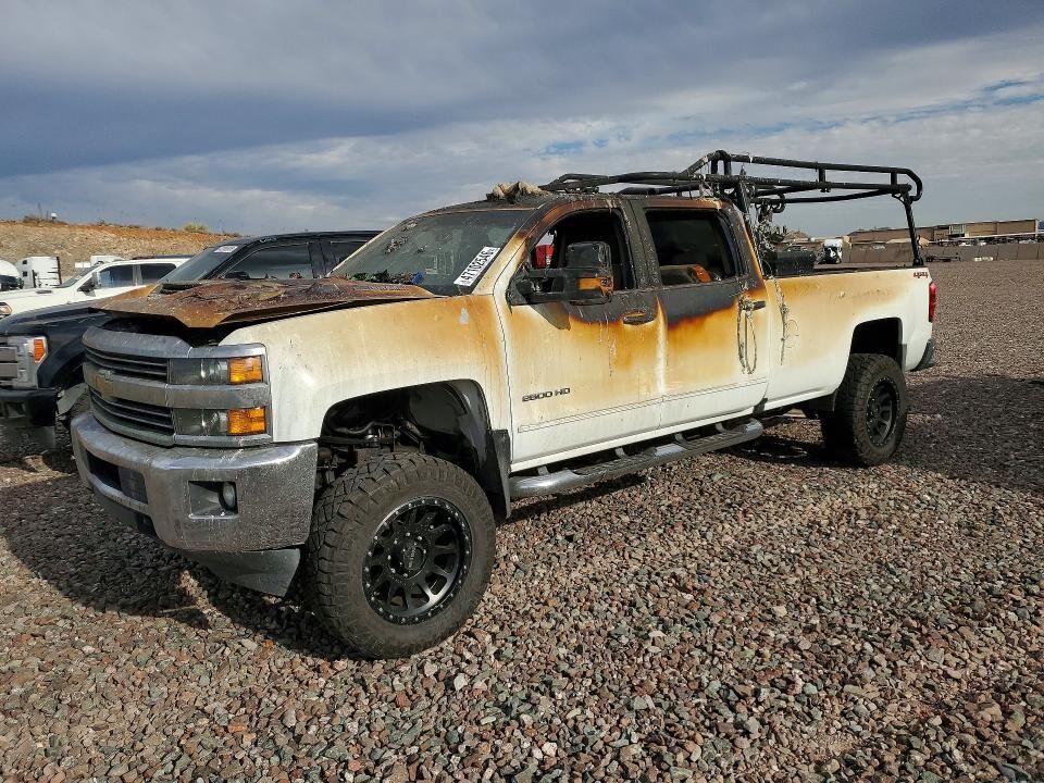 2018 CHEVROLET Silverado