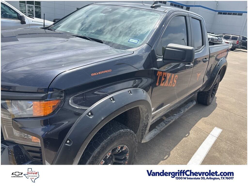 2022 CHEVROLET Silverado