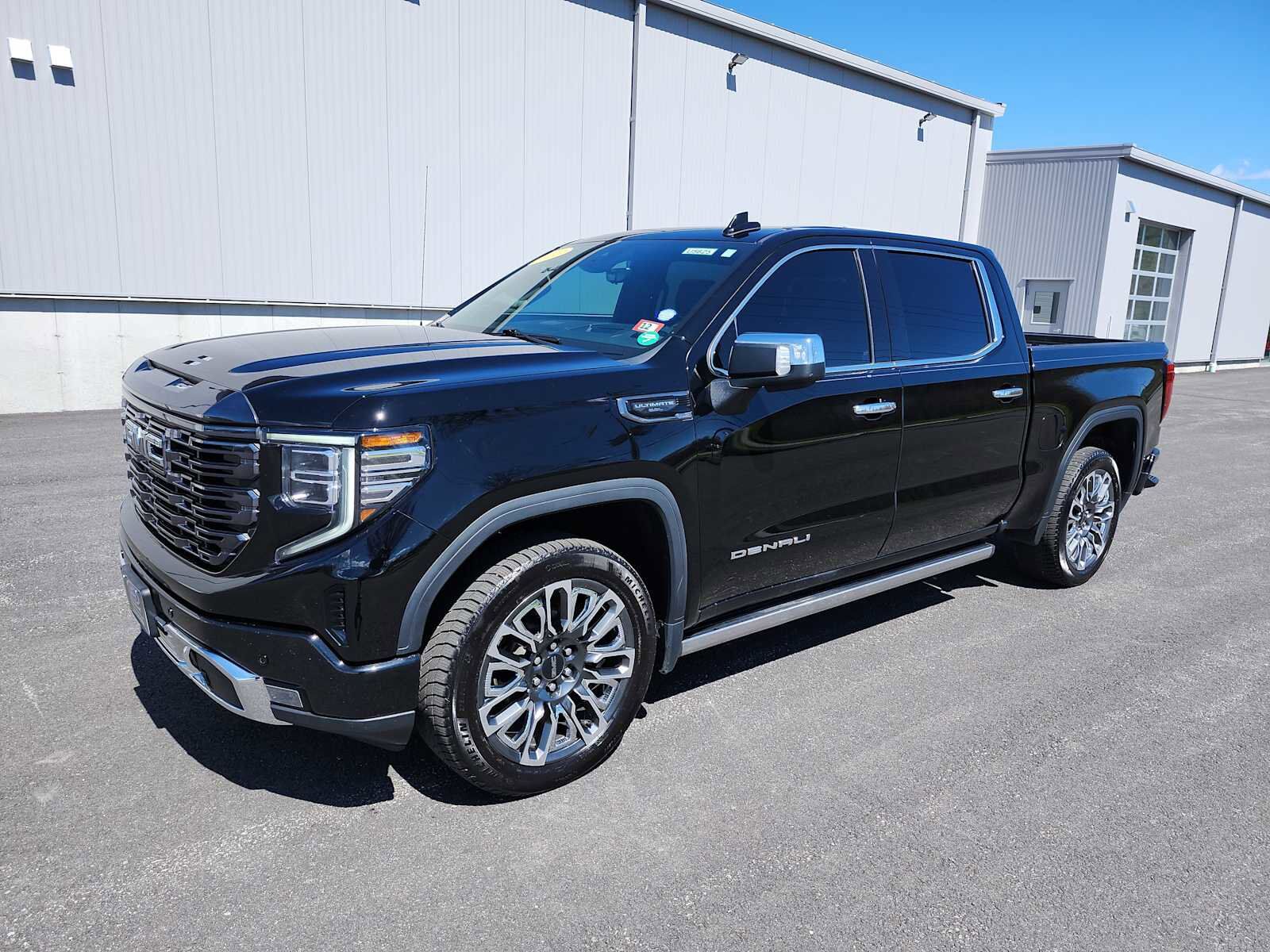 2023 GMC Sierra