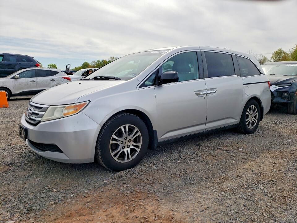 2011 HONDA Odyssey