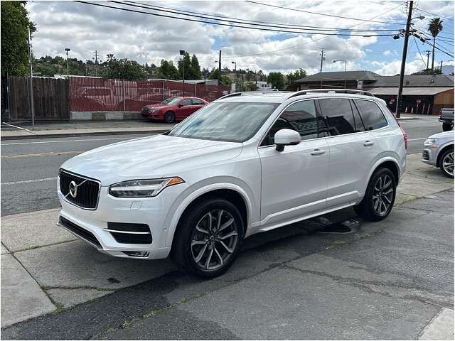 2016 VOLVO XC90