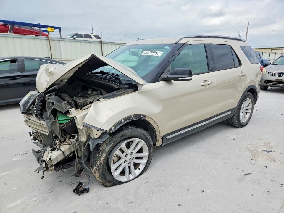 2017 FORD Explorer