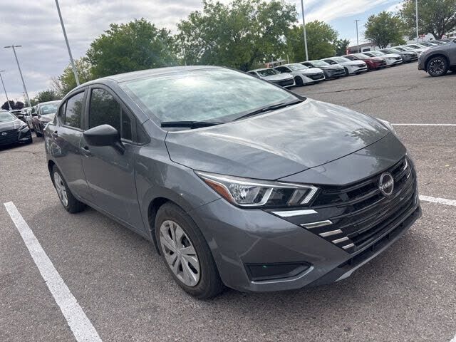 2024 NISSAN Versa