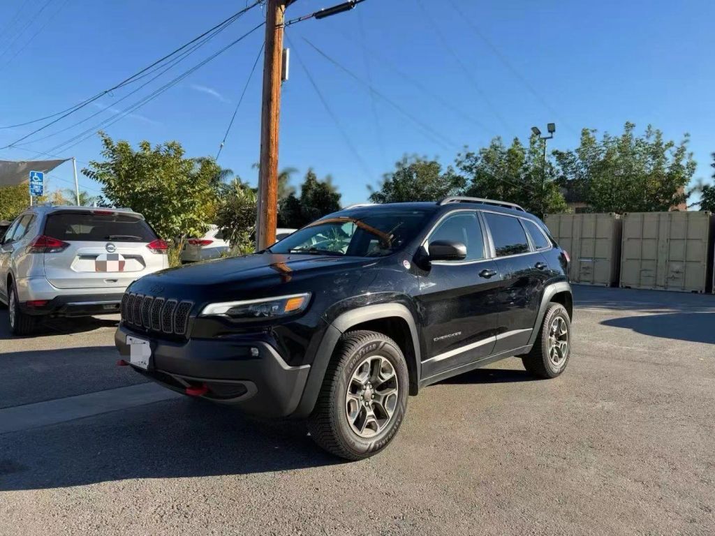 2019 JEEP Cherokee