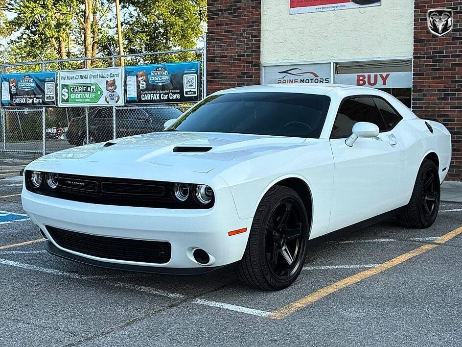2015 DODGE Challenger