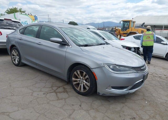 2015 CHRYSLER 200