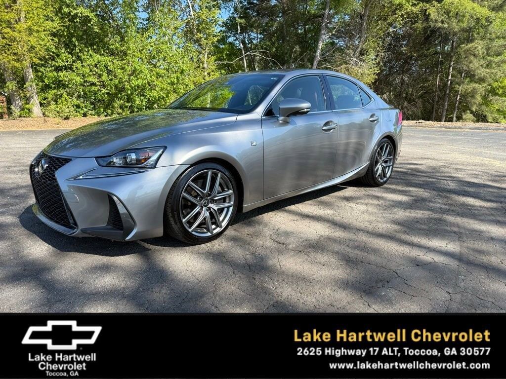 2019 LEXUS IS