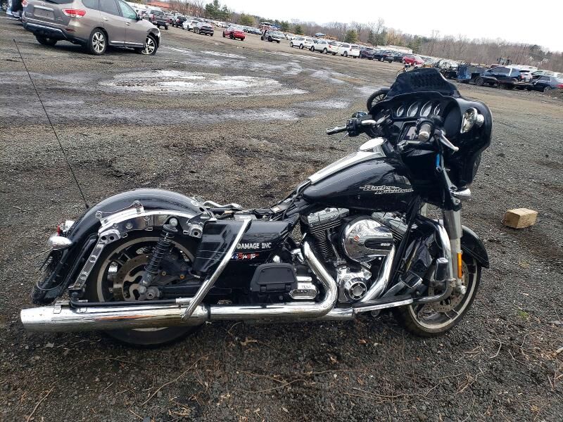 2015 HARLEY DAVIDSON Street Glide Special