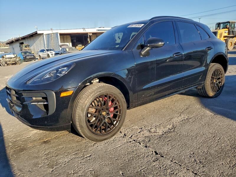2021 PORSCHE Macan