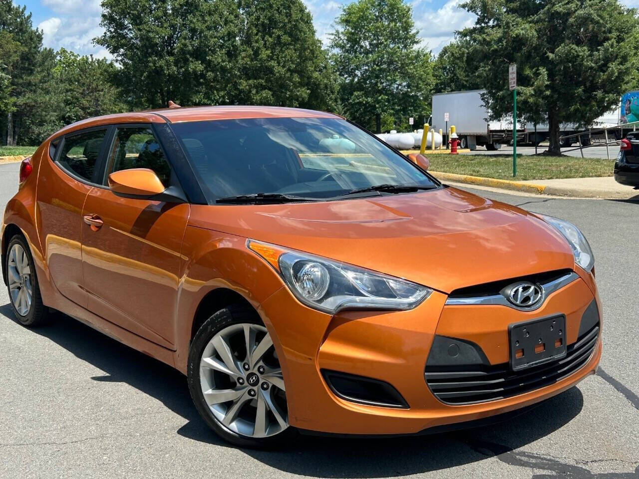 2016 HYUNDAI Veloster