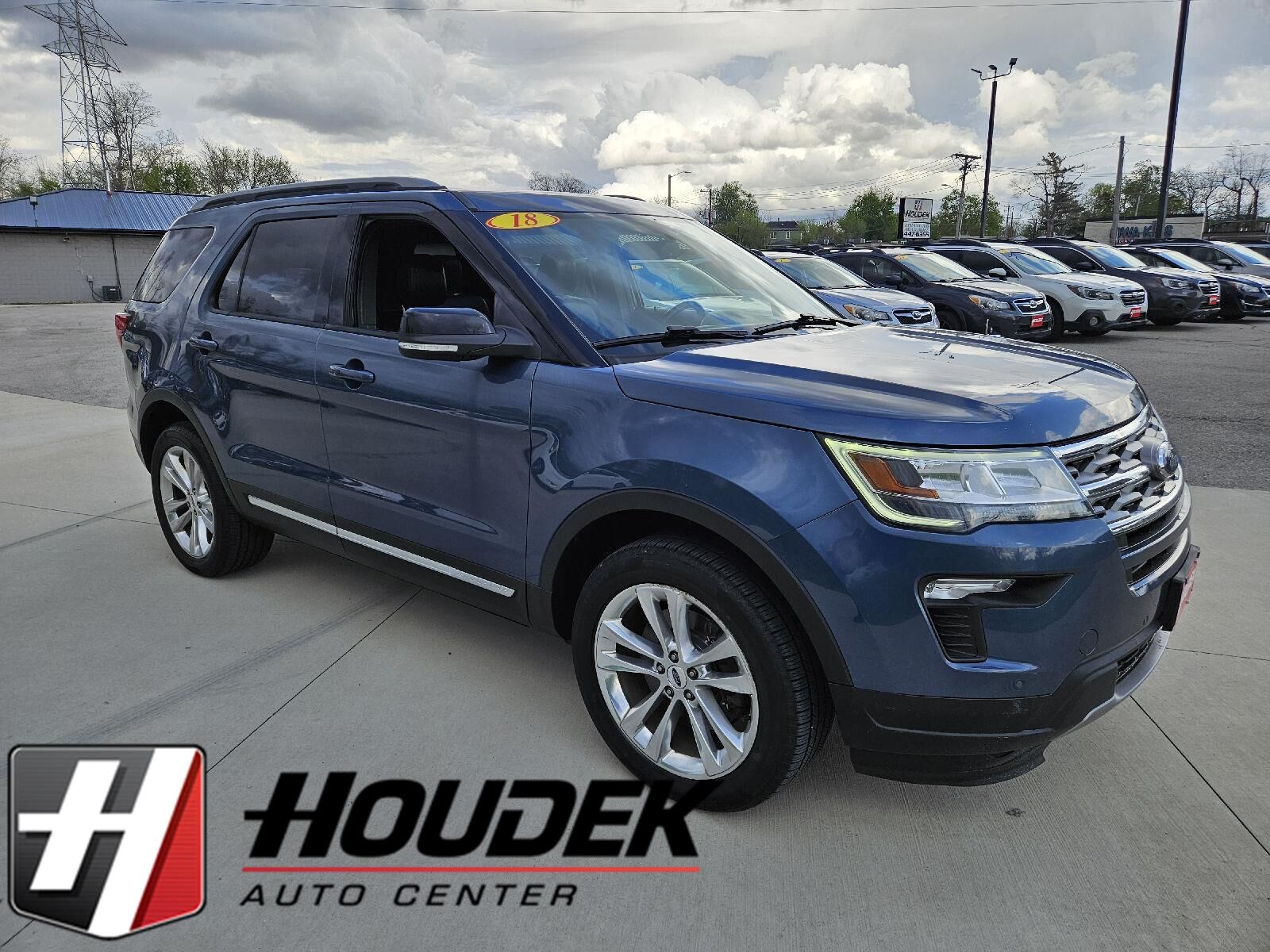2018 FORD Explorer