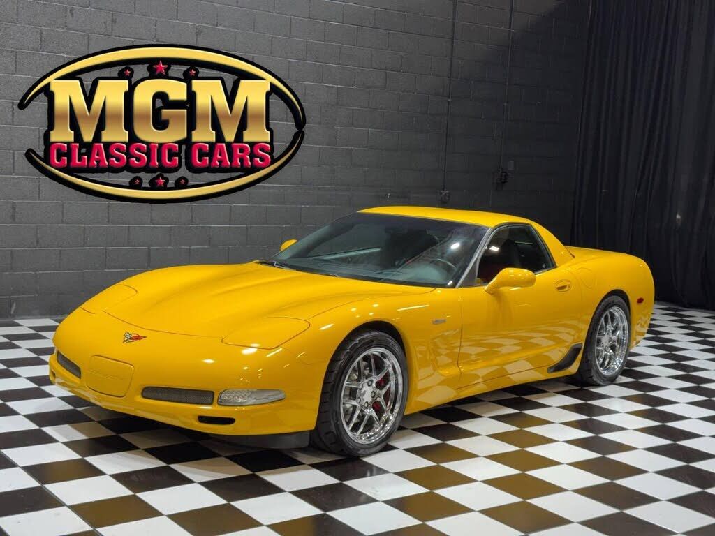 2004 CHEVROLET Corvette