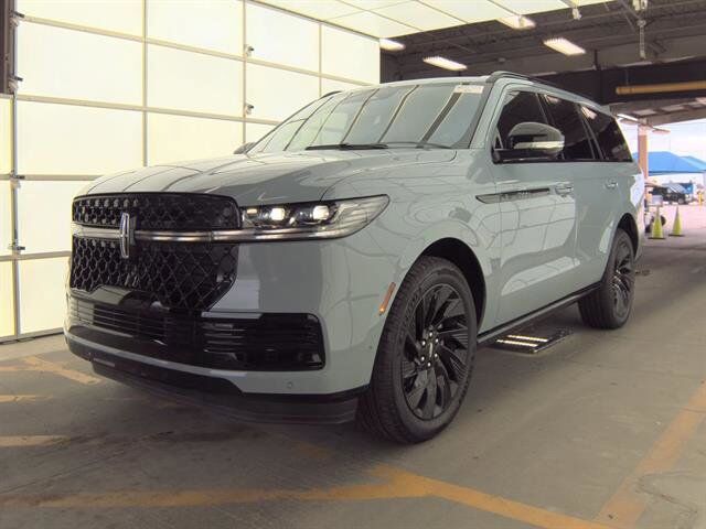 2025 LINCOLN Navigator