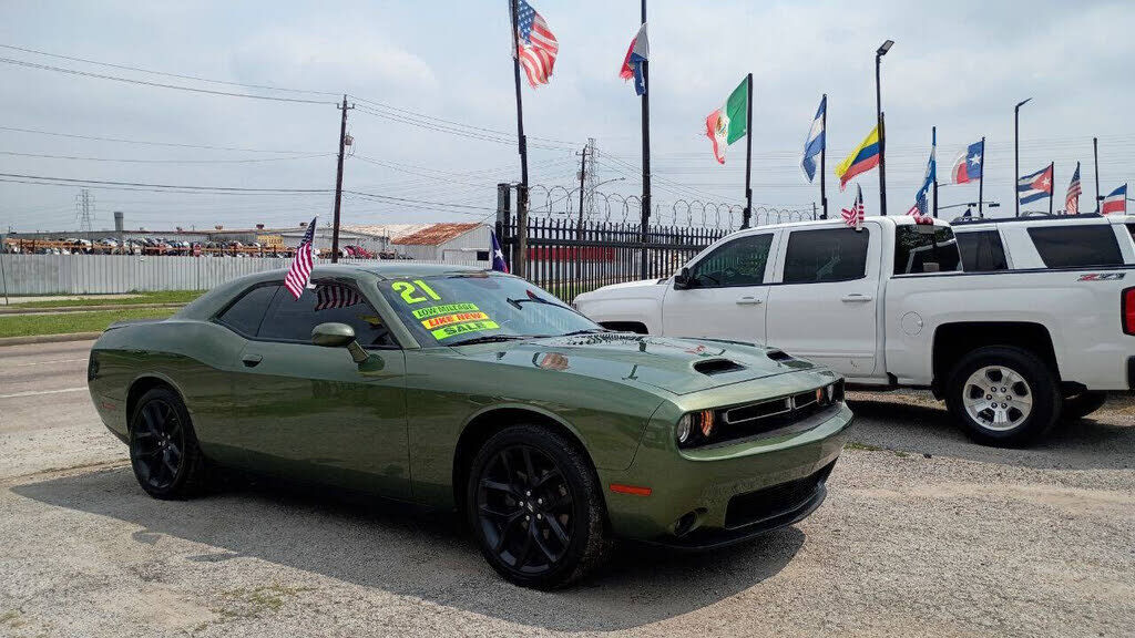 2021 DODGE Challenger