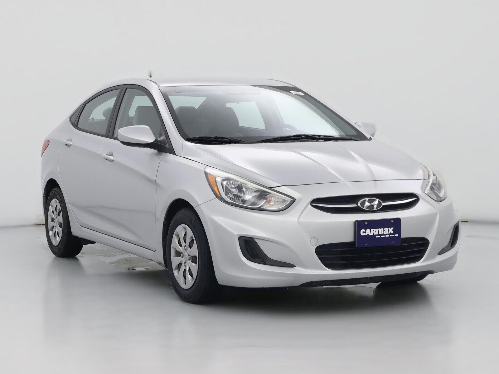 2015 HYUNDAI Accent