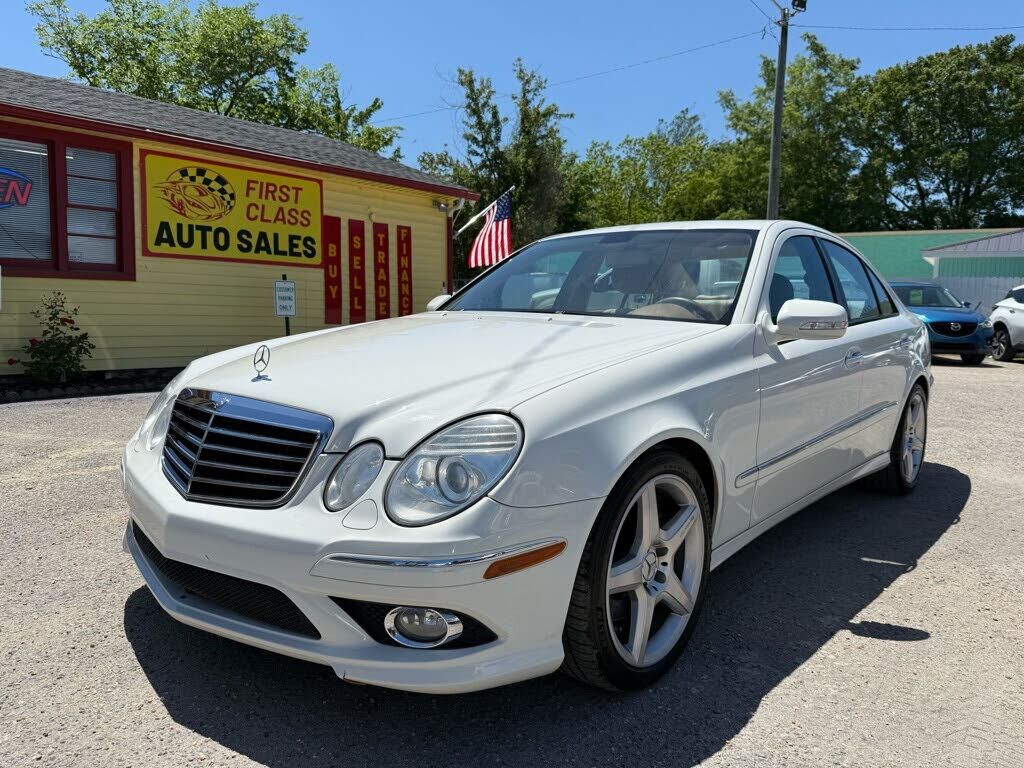 2009 MERCEDES-BENZ E-Class