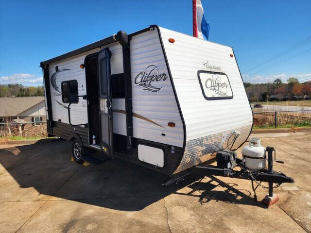 2017 FOREST RIVER Clipper Towable
