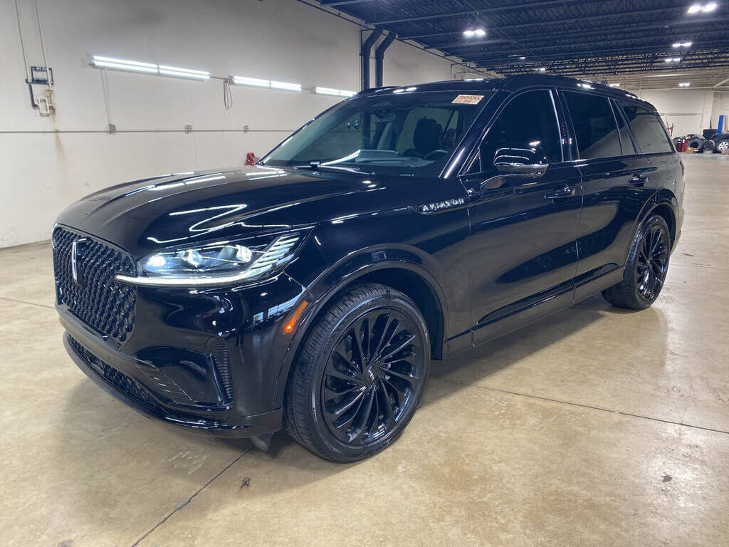 2025 LINCOLN Aviator