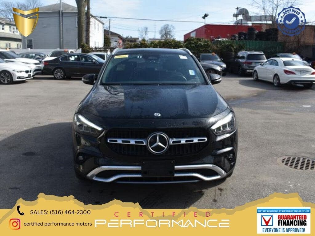 2025 MERCEDES-BENZ GLA-Class