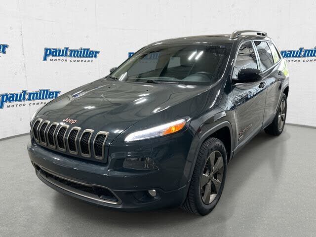 2017 JEEP Cherokee