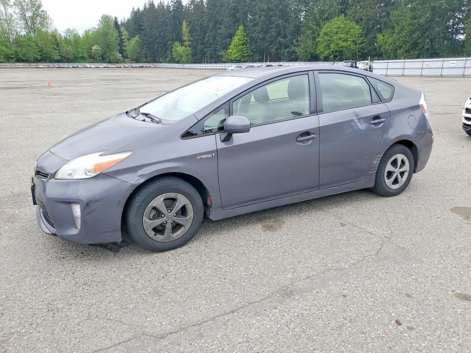2013 TOYOTA PRIUS