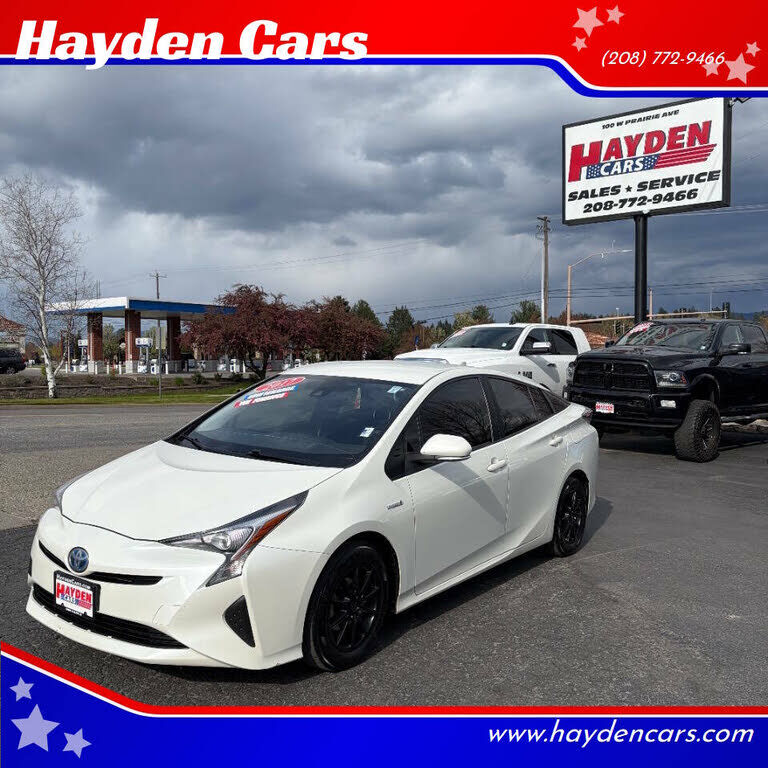 2017 TOYOTA PRIUS