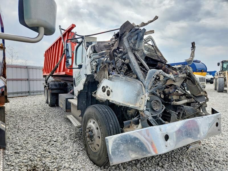 2019 FREIGHTLINER 114SD