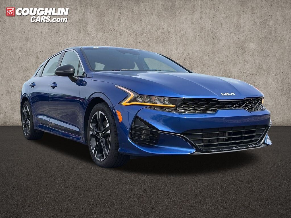 2022 KIA K5