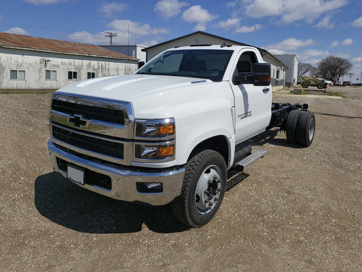 2024 GMC Silverado Medium Duty