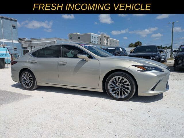 2024 LEXUS ES