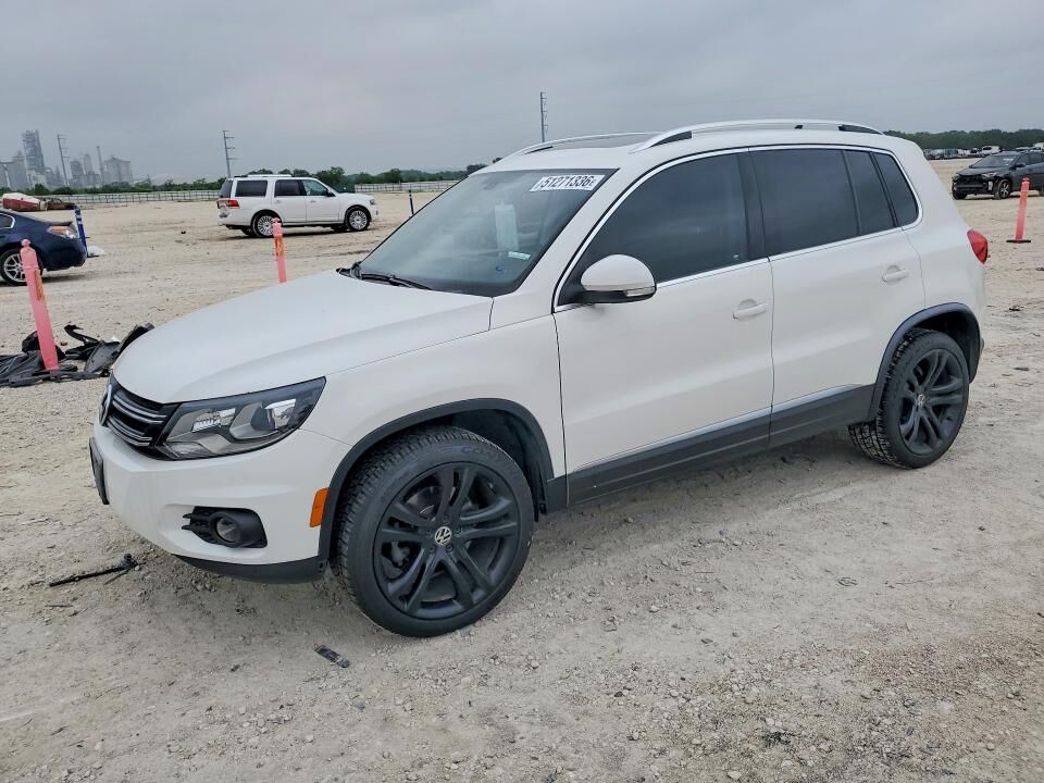2013 VOLKSWAGEN Tiguan