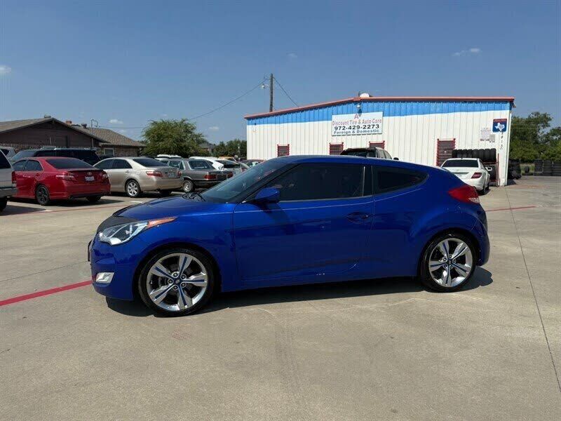 2013 HYUNDAI Veloster