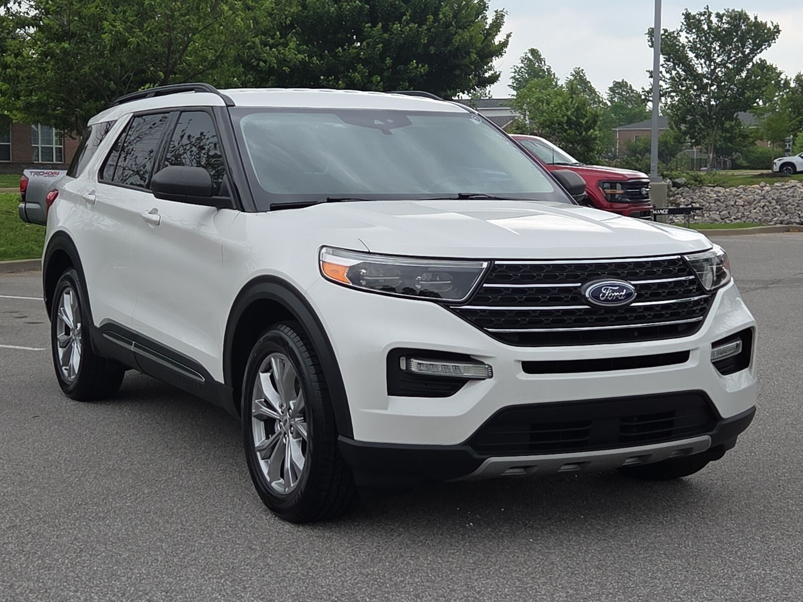 2023 FORD Explorer