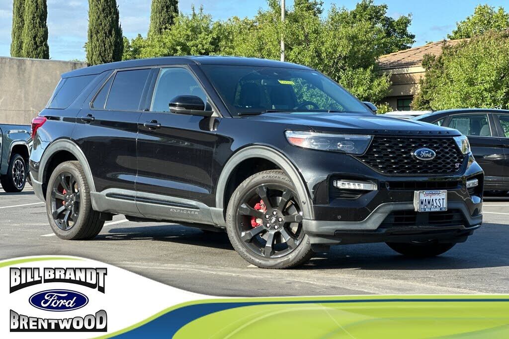 2021 FORD Explorer