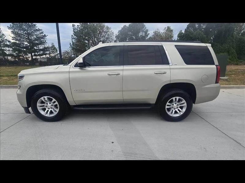 2016 CHEVROLET Tahoe