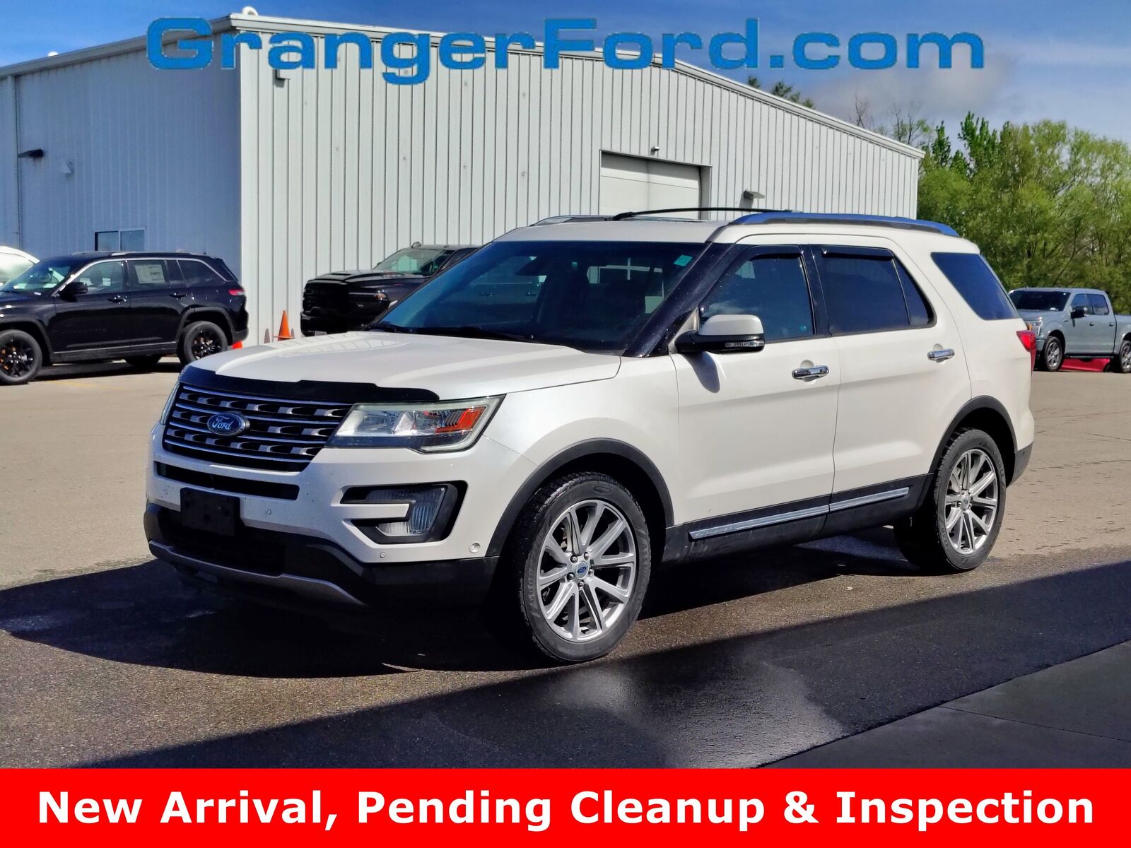 2017 FORD Explorer