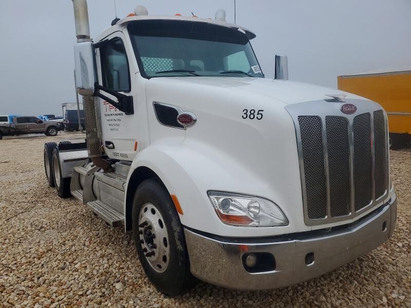 2019 PETERBILT 579