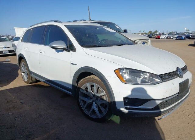 2017 VOLKSWAGEN Golf Alltrack