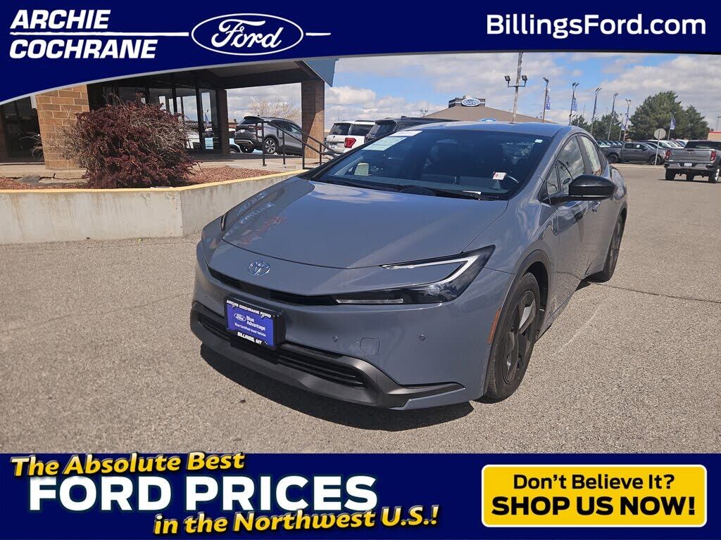 2024 TOYOTA PRIUS