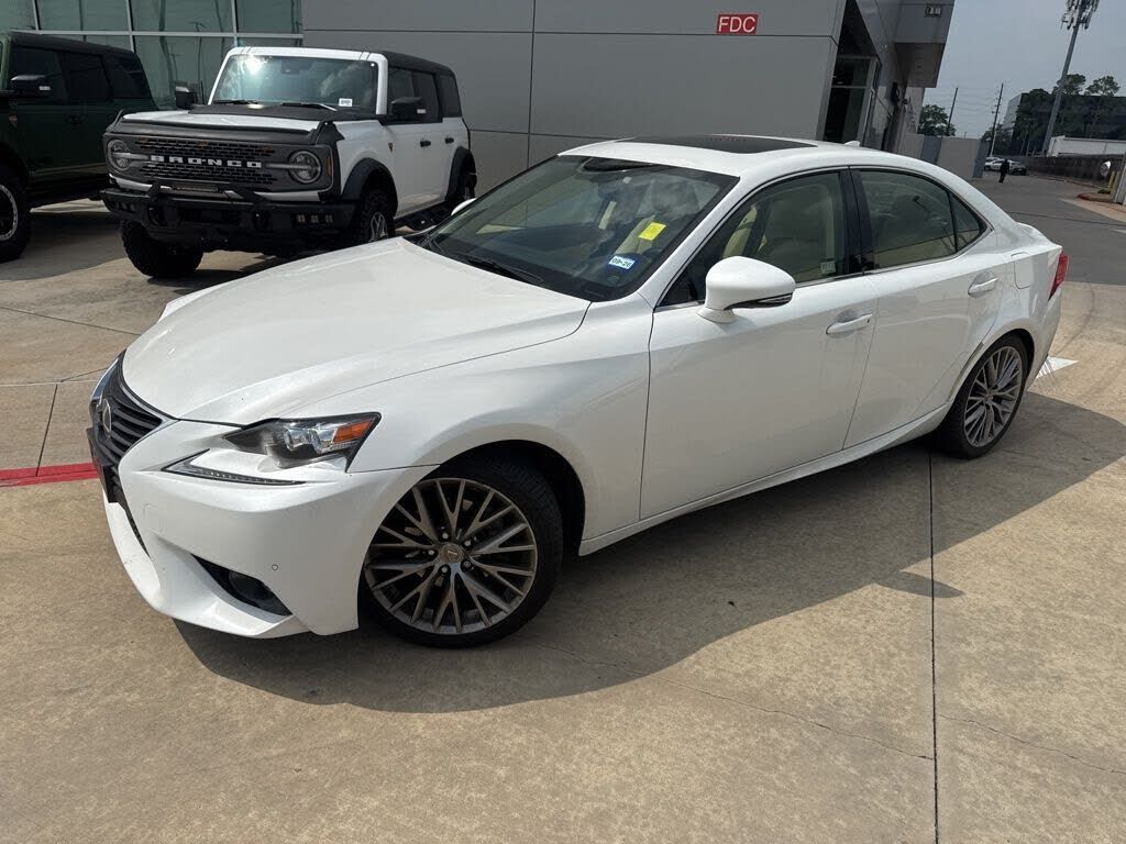 2015 LEXUS IS