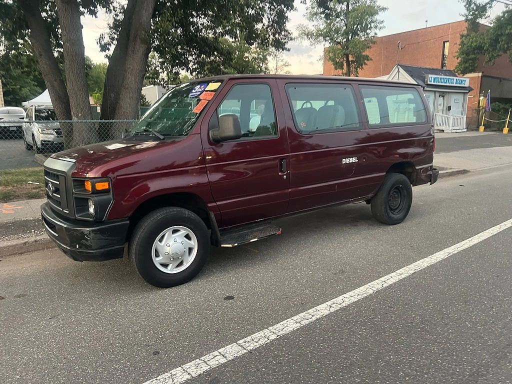 2010 FORD E-350