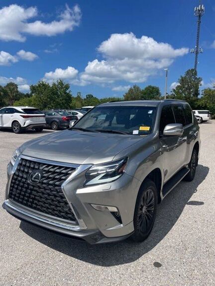 2023 LEXUS GX