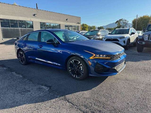 2022 KIA K5