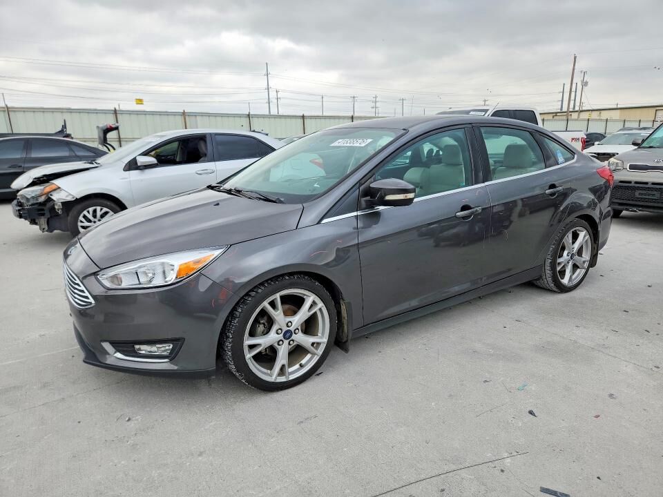 2016 FORD Focus